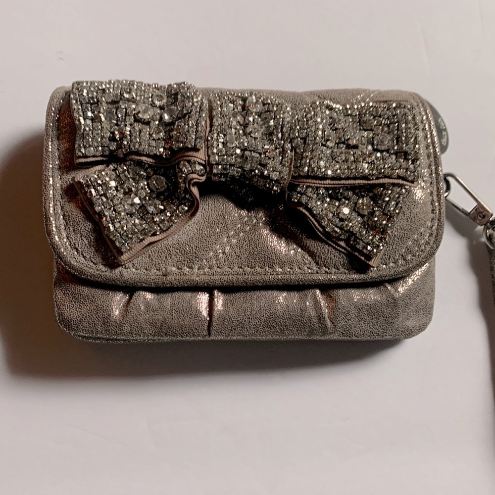 Deux lux wristlet